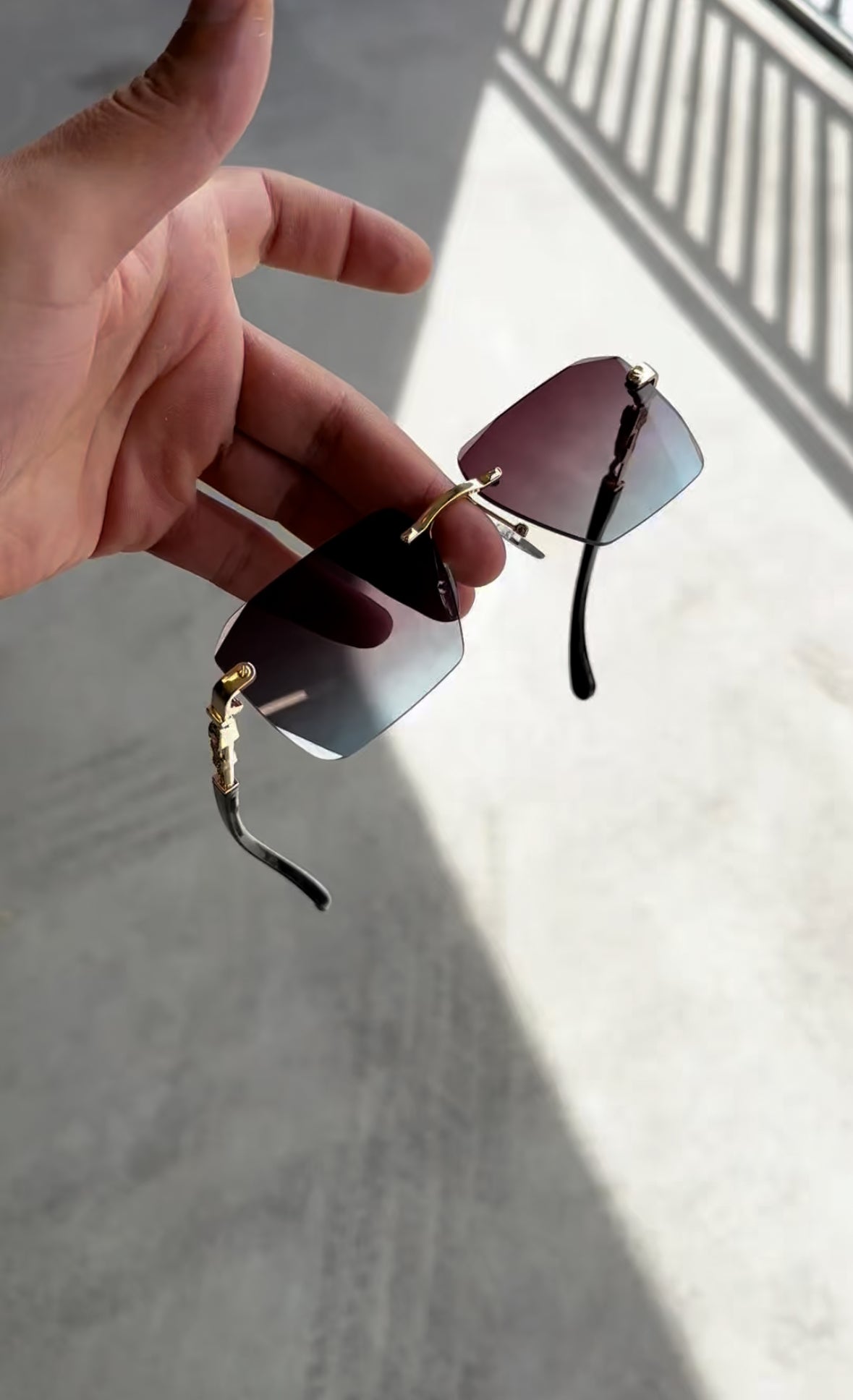 Marl Black-Gold