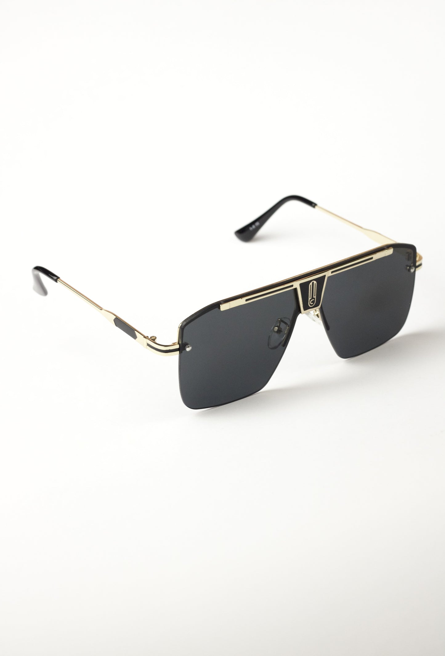 Bold Gold-Black