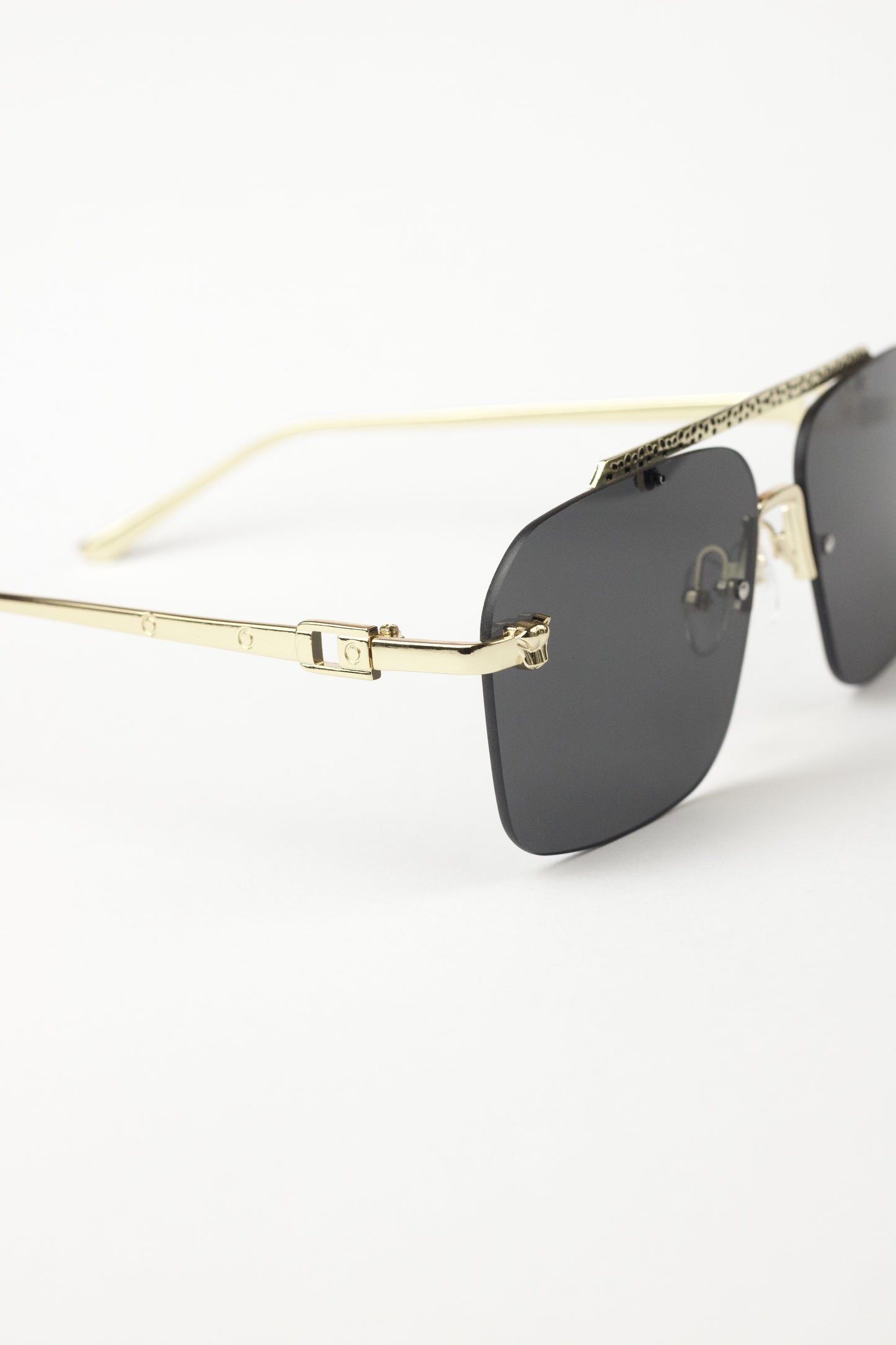 Keın Black-Gold