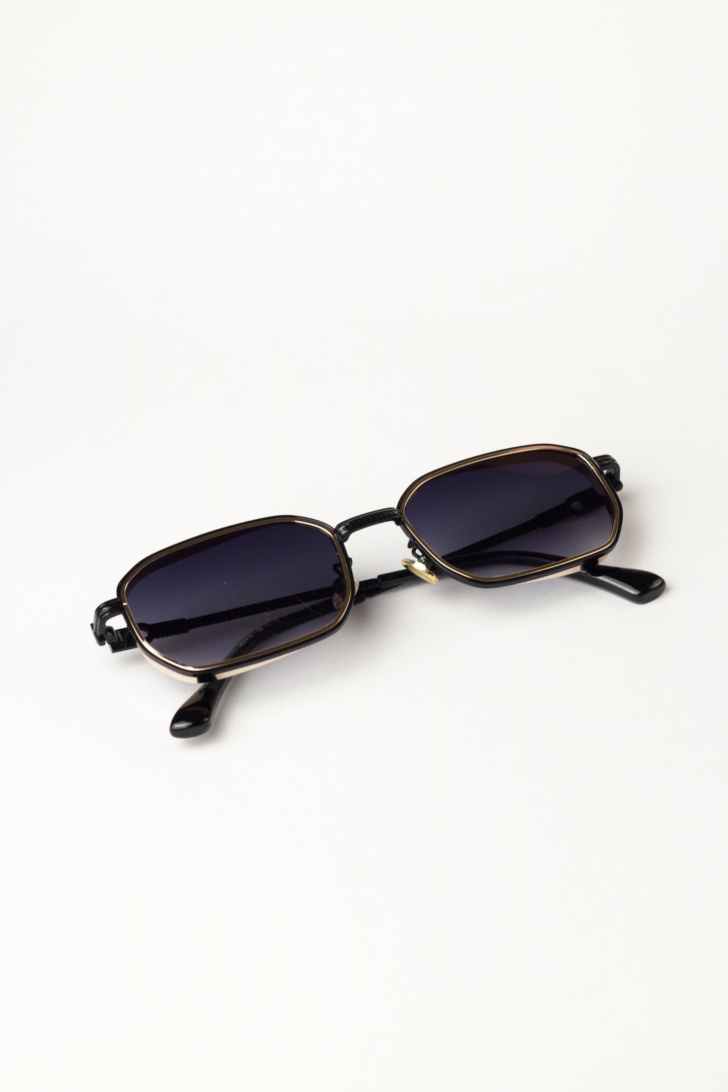 Mary Gold-Black