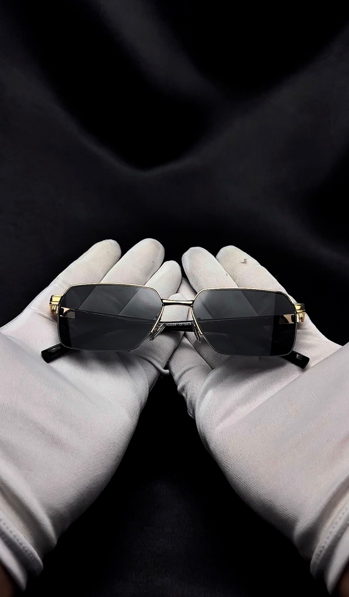 Nexus Black