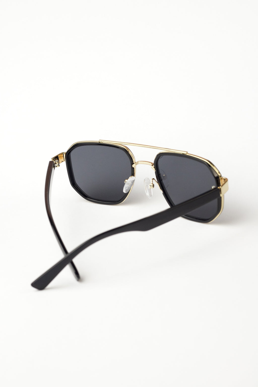 Nord Gold-Black