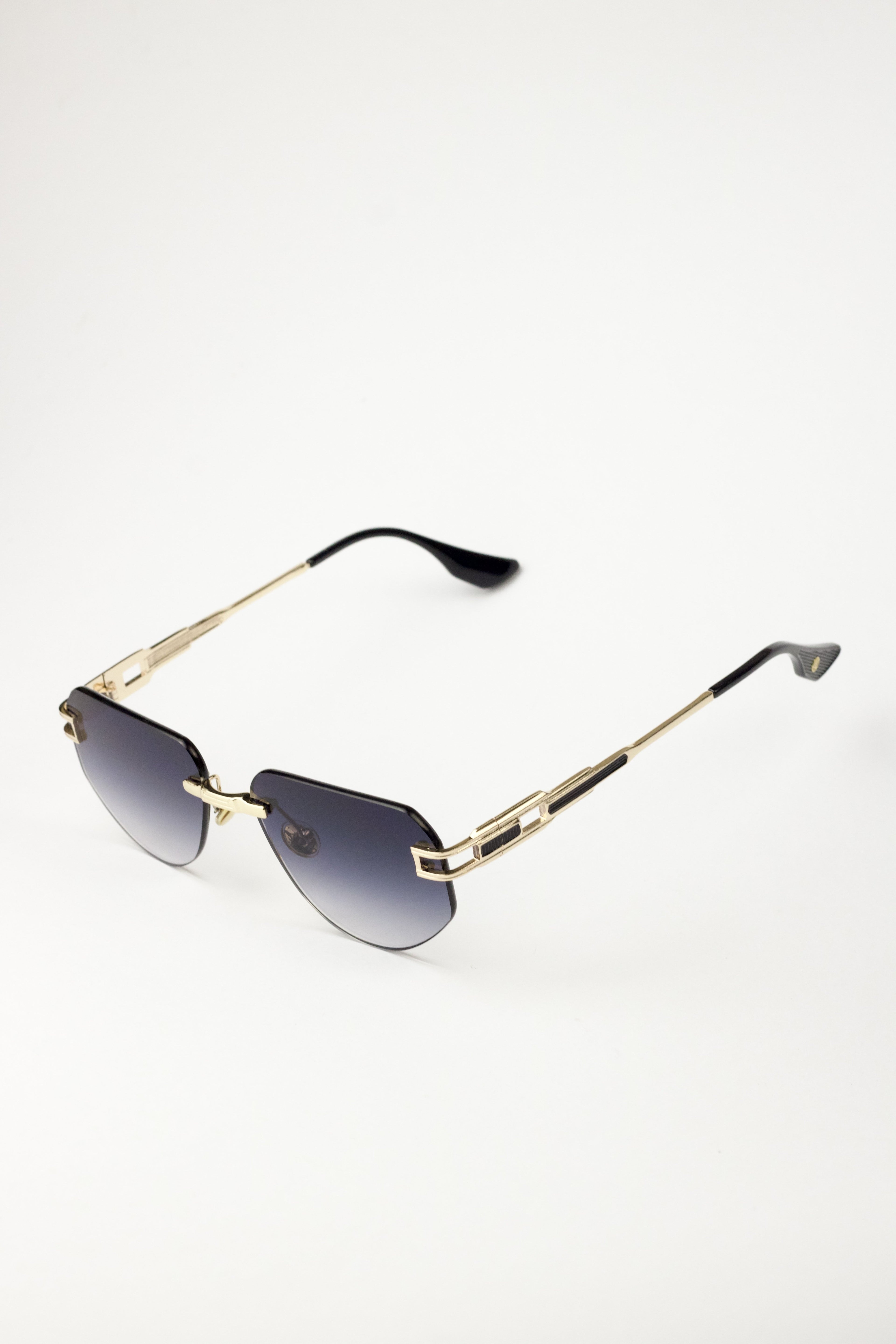 Fell Gold-Black