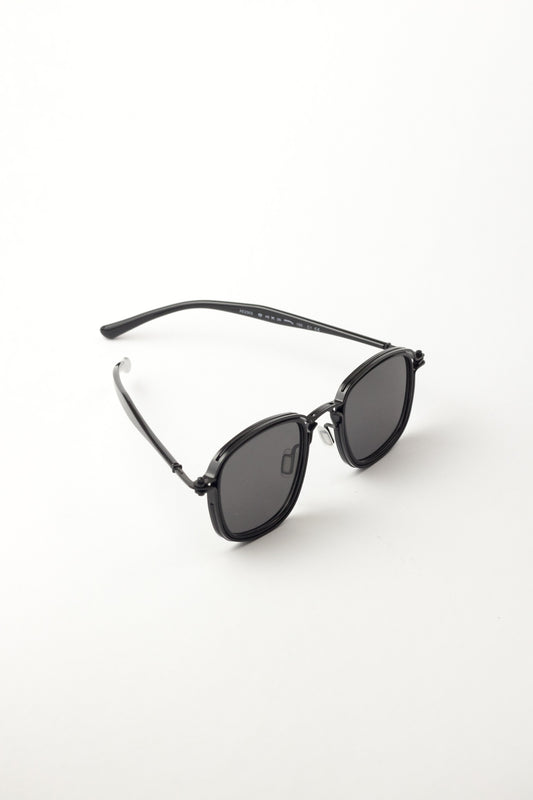 Rumy Black