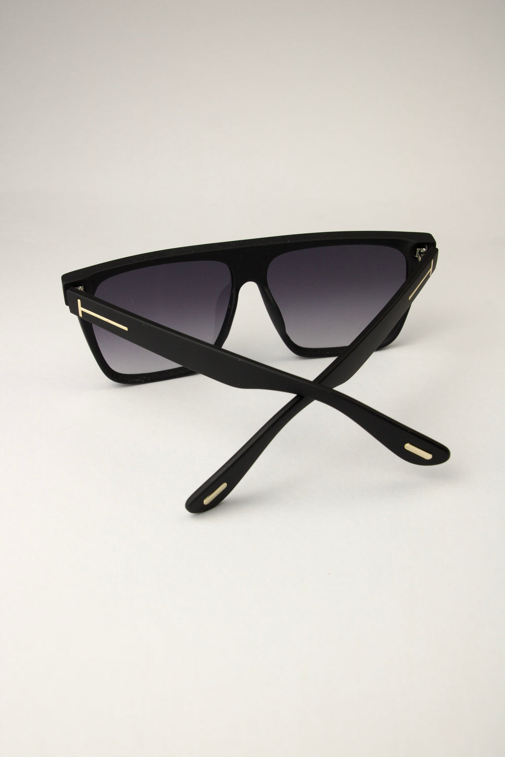Nova Black
