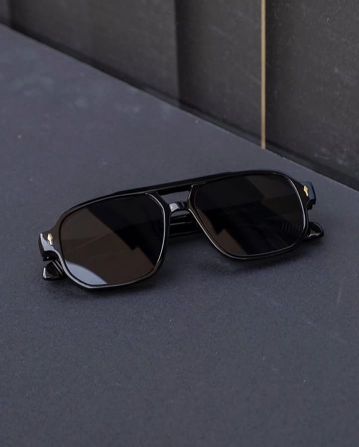 Rodin Black