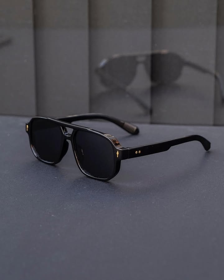 Rodin Black